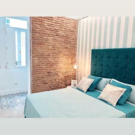 Apartamento Frederick “Centrico Y Con Clase” Valensiya Dış mekan fotoğraf