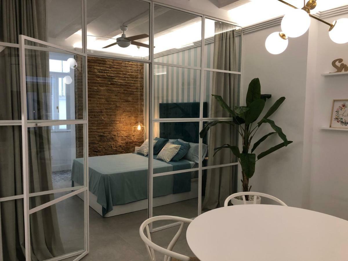 Apartamento Frederick “Centrico Y Con Clase” Valensiya Dış mekan fotoğraf
